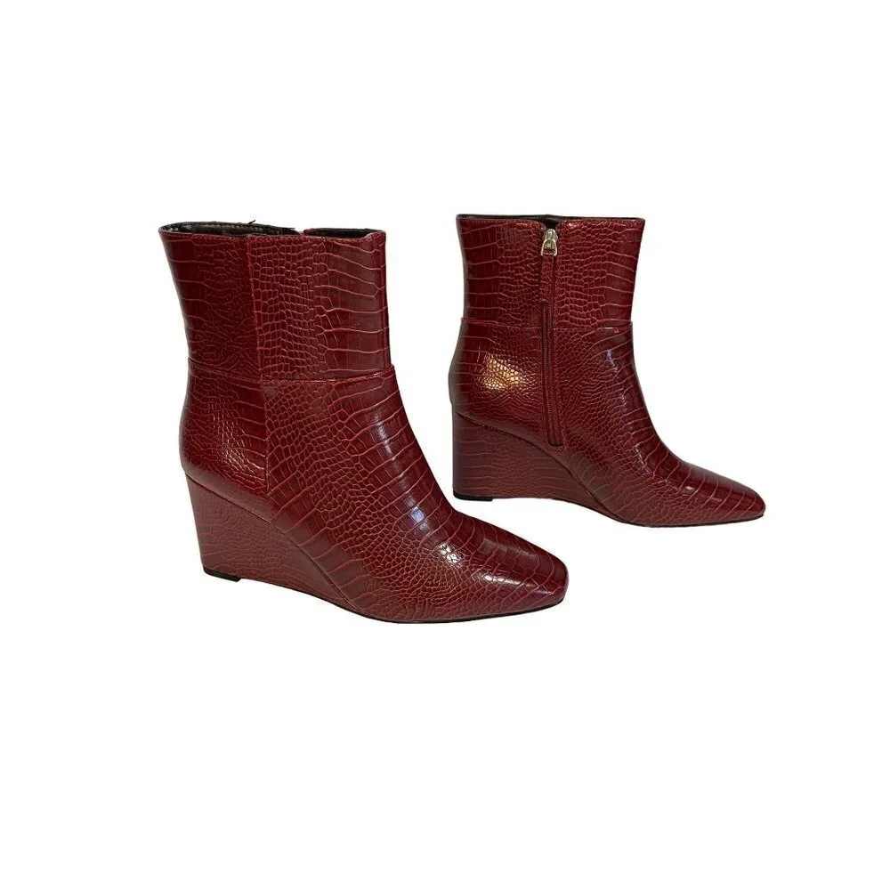 NWT Eloquii Wedge Ankle‎ Boot Color Wine Size 8W